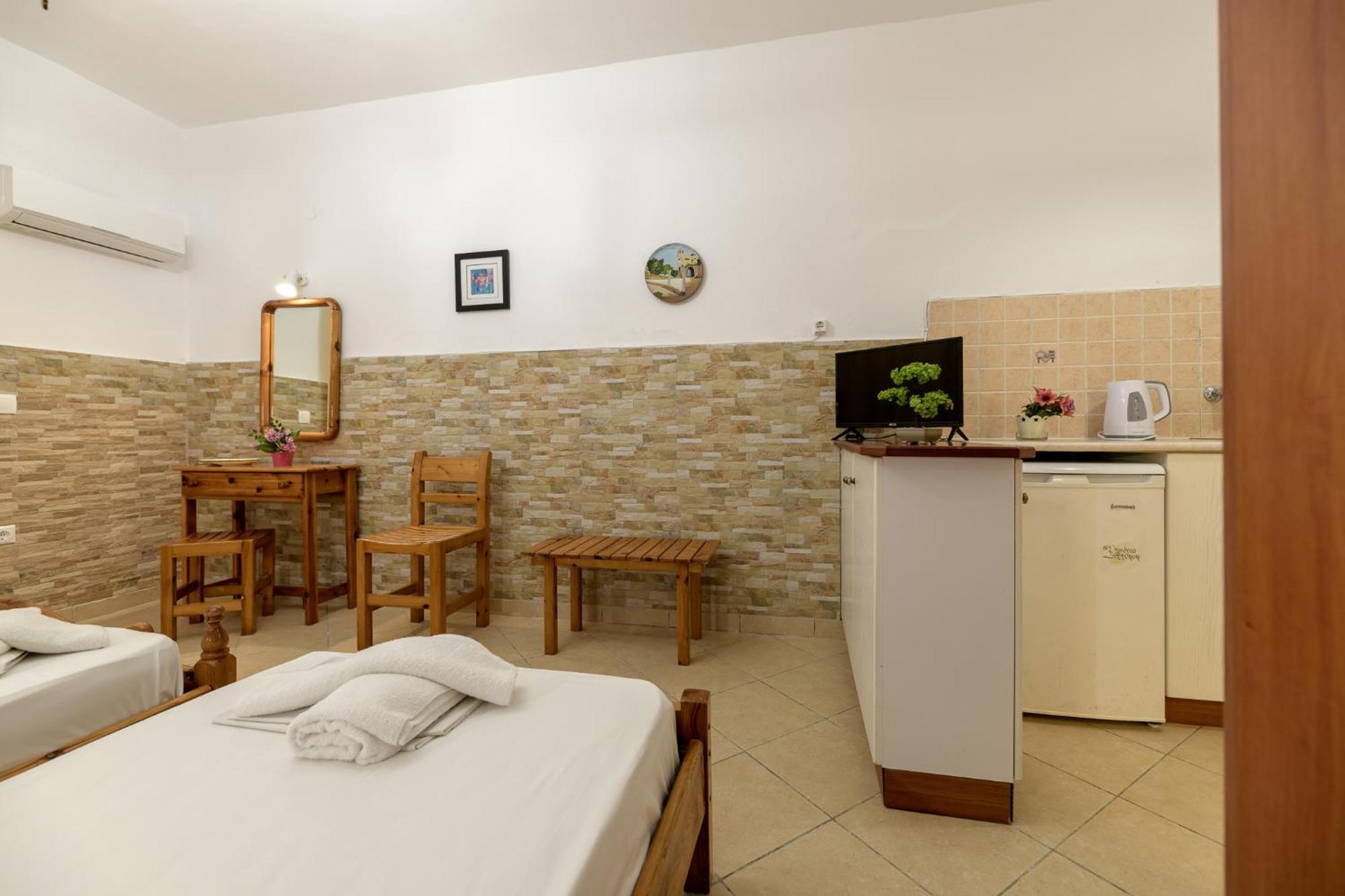 Anthi Studios & Apartments Аликес Екстериор снимка